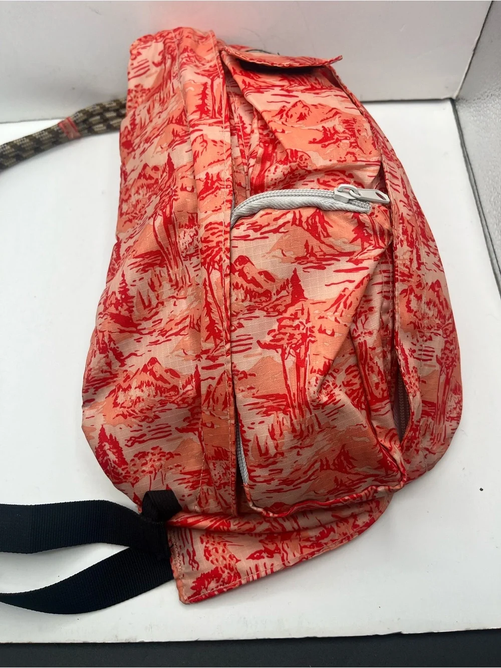 Red KAVU Scenic Print Crossbody/Sling Bag